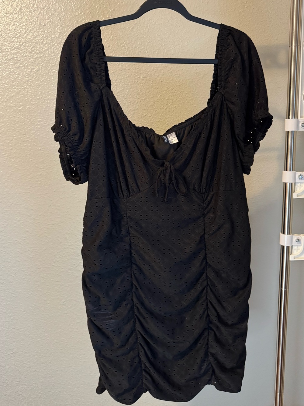 H&M Black Mini Bodycon Dress Eyelet Puff-Sleeve Ruched